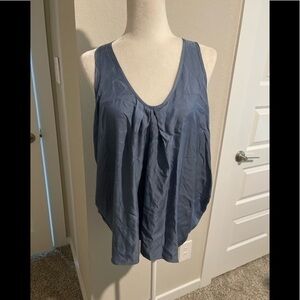Hatch Women's Blue Sleeveless Top